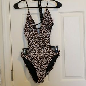 Xhilaration Monokoni Large